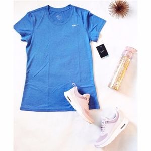 Nike Dri-fit  Women’s fit  Size M Brand new